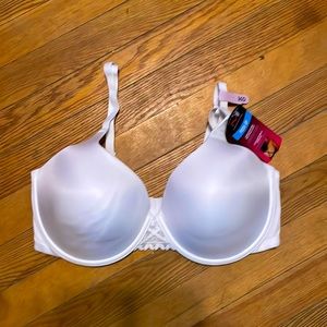 Never worn, new with tags, 36D Maidenform push up bra in white